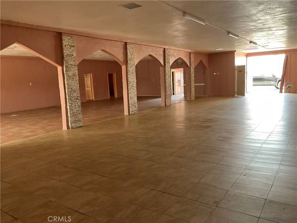 San Bernardino, CA 92410,254 S Mount Vernon AVE