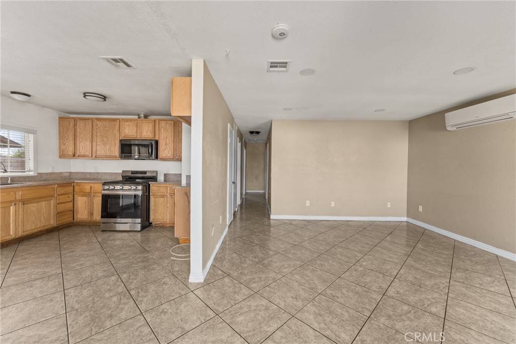 Moreno Valley, CA 92553,14735 Perham DR