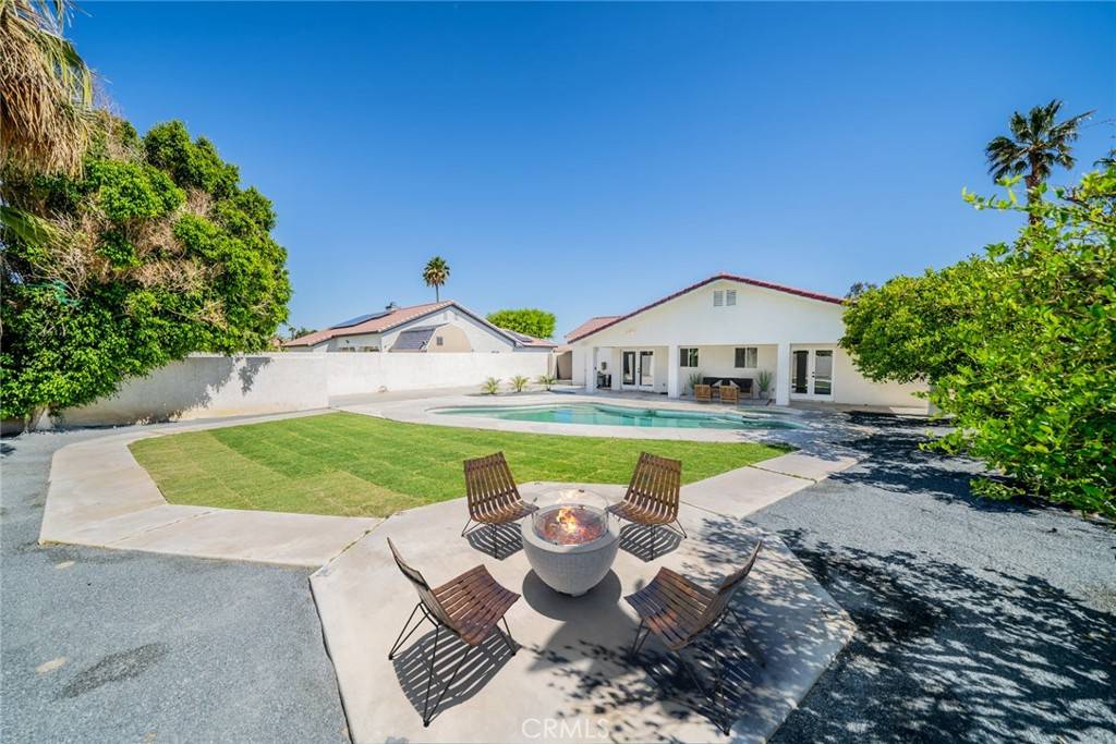 68080 Encinitas RD, Cathedral City, CA 92234