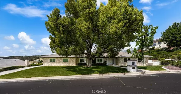 Yucaipa, CA 92399,36608 Oak Ridge DR