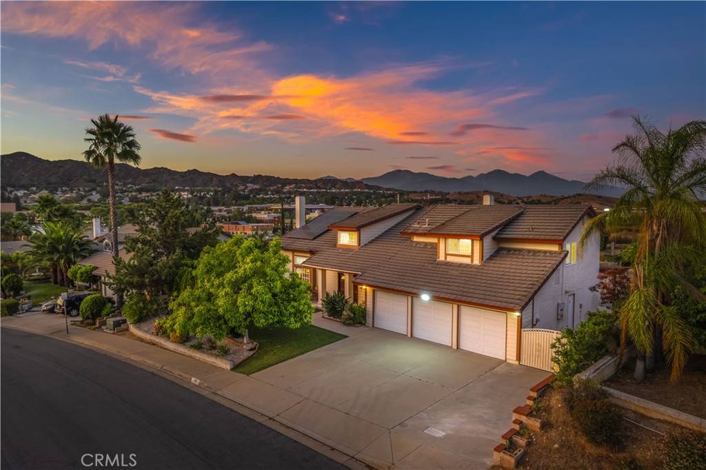 Walnut, CA 91789,1158 Regal Canyon DR