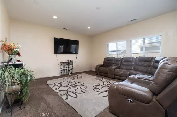 Victorville, CA 92392,11952 Saxton WAY