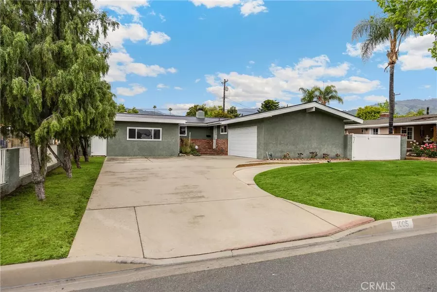 1005 E Woodland LN, Glendora, CA 91741