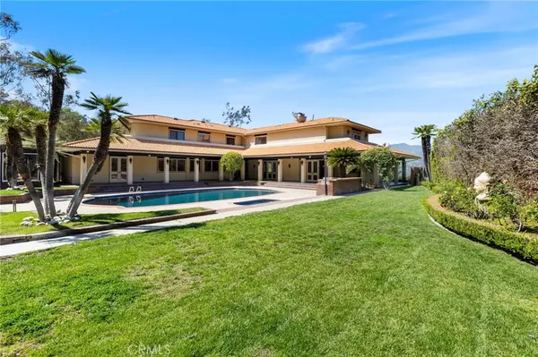La Canada Flintridge, CA 91011,540 Haverstock RD