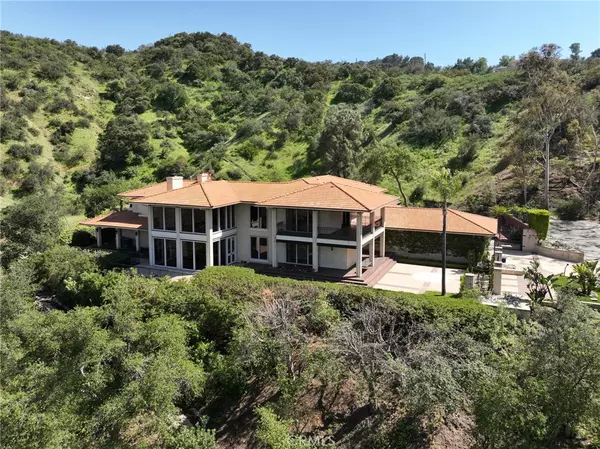 540 Haverstock RD, La Canada Flintridge, CA 91011