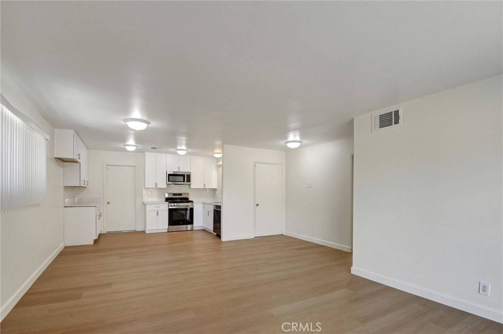Pomona, CA 91767,2197 Larchmont St