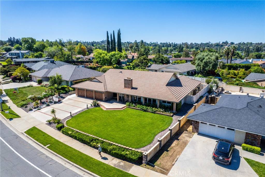 Redlands, CA 92373,618 E Sunset DR N