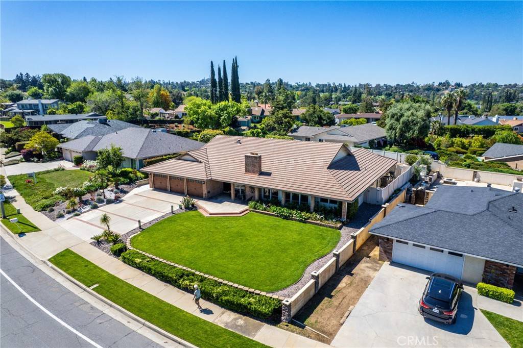 Redlands, CA 92373,618 E Sunset DR N