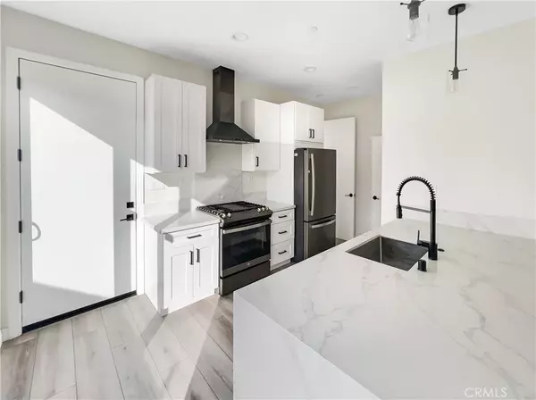 San Diego, CA 92104,4048 Cherokee AVE