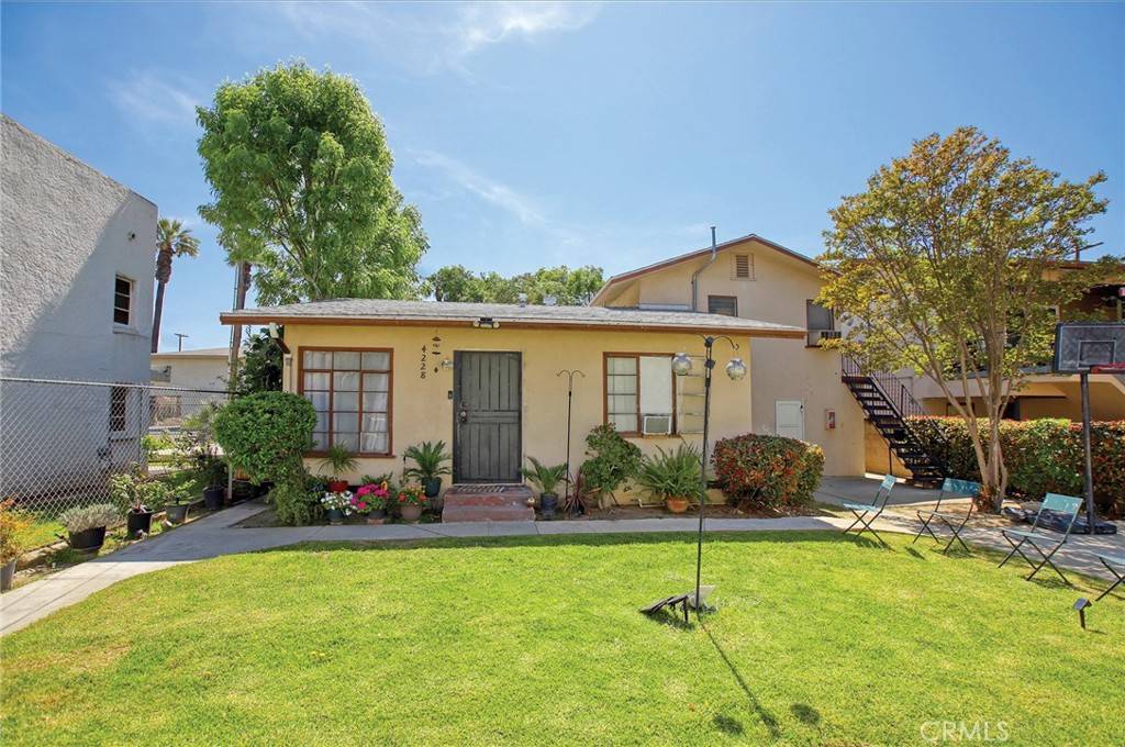 Riverside, CA 92501,4228 10th ST