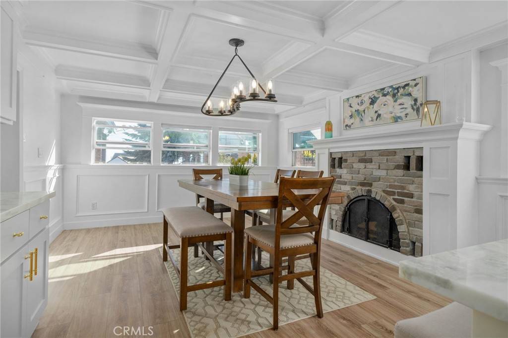 Crestline, CA 92325,1015 Summit DR
