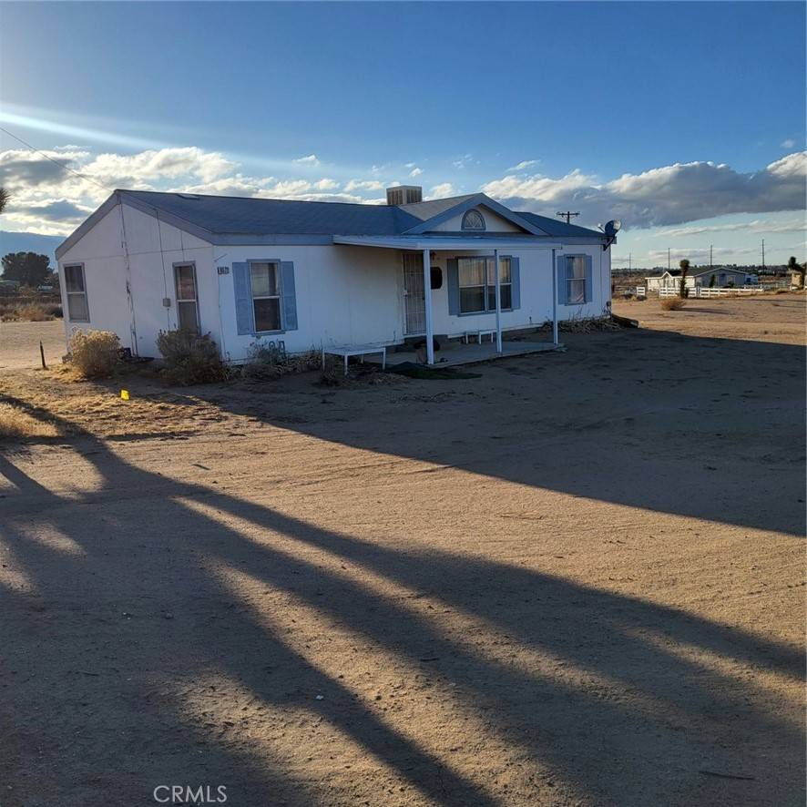 Phelan, CA 92371,9572 Smith RD
