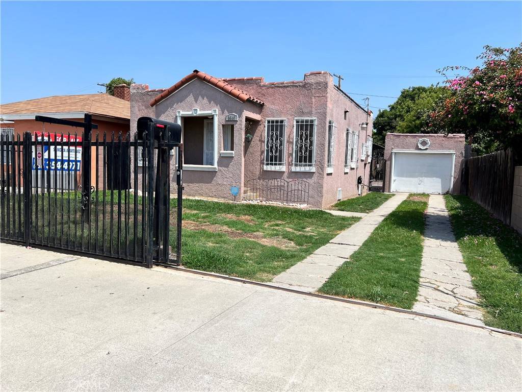 Compton, CA 90221,3641 E Elizabeth ST