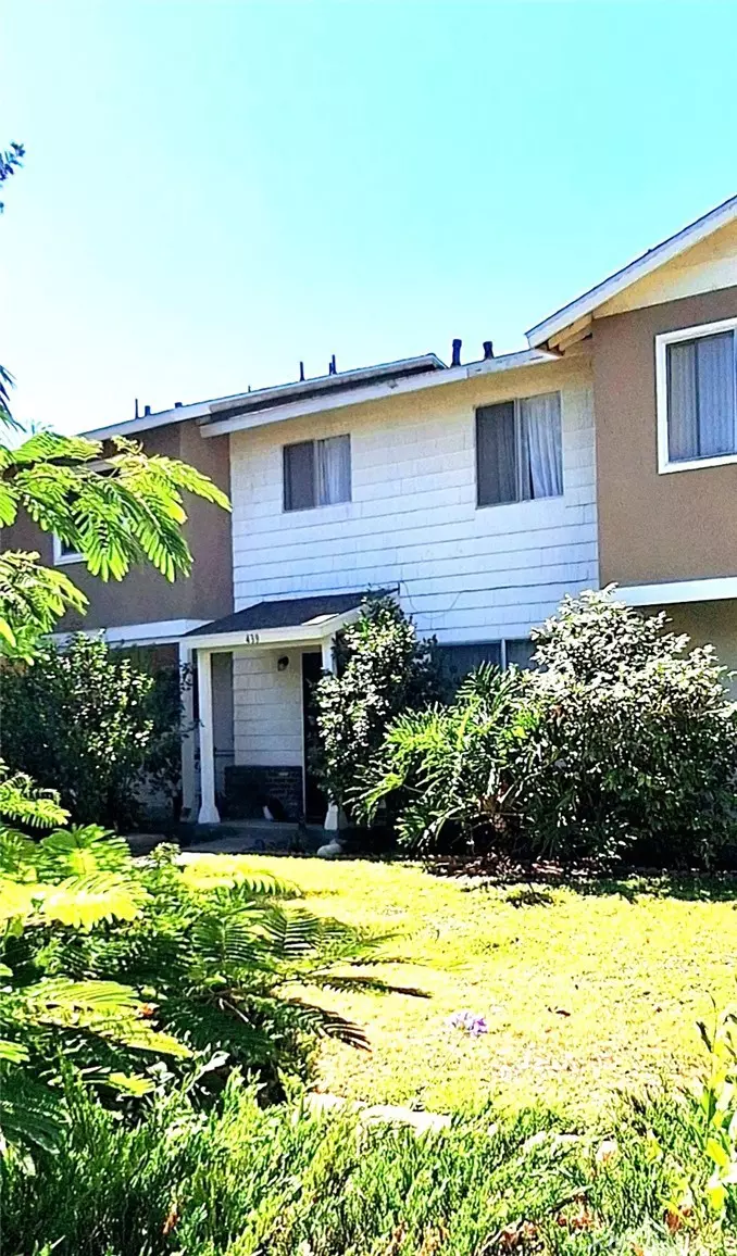 Azusa, CA 91702,439 N Rockvale AVE