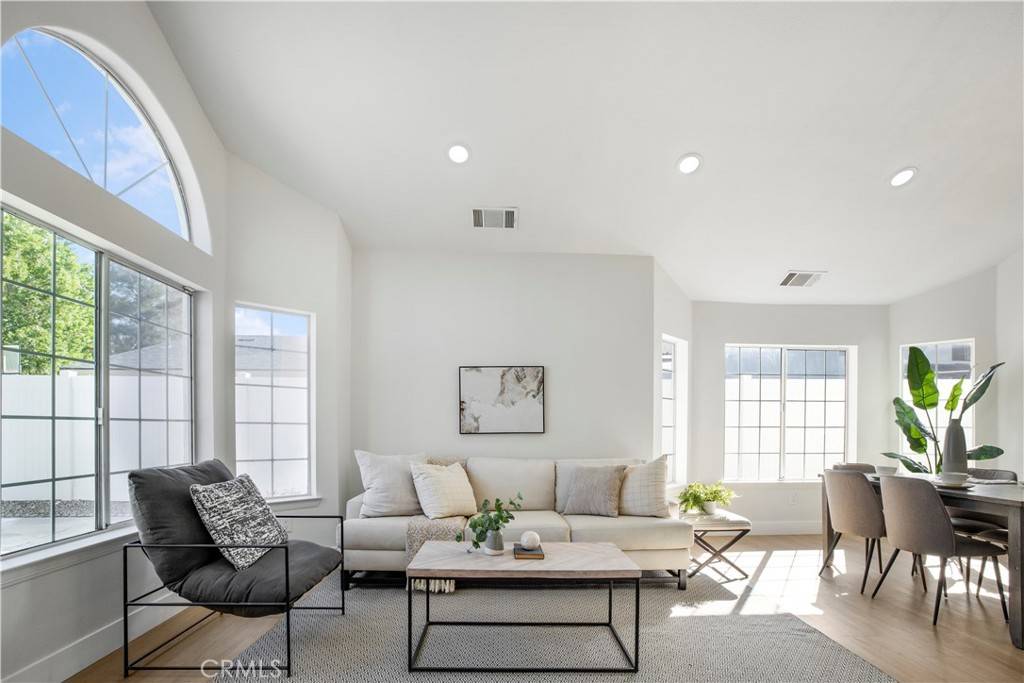 Victorville, CA 92395,12930 Norfolk LN