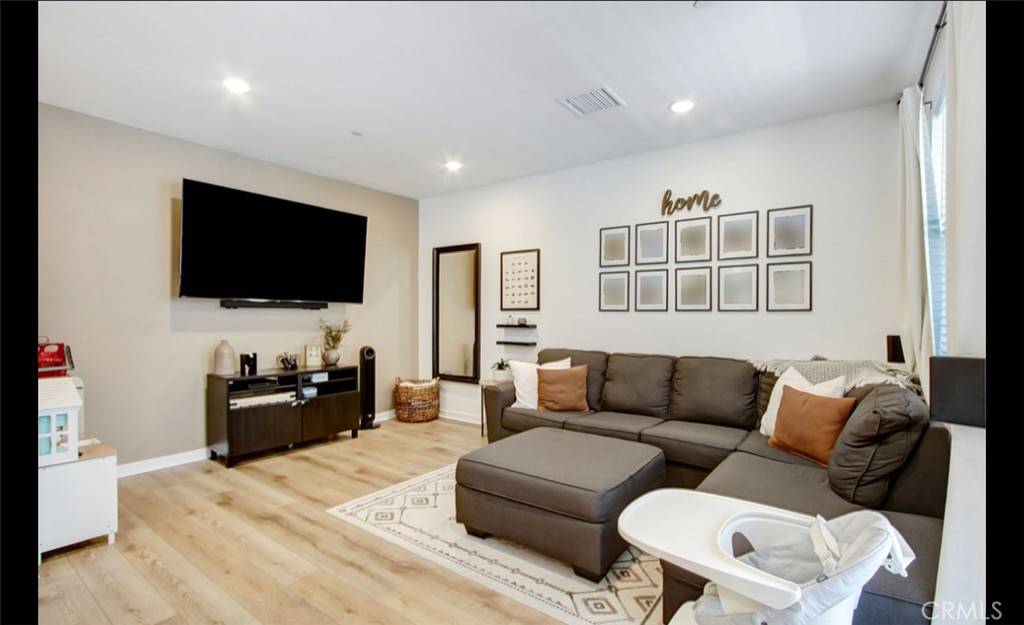 Ontario, CA 91764,4085 E LILIANA PASEO #69