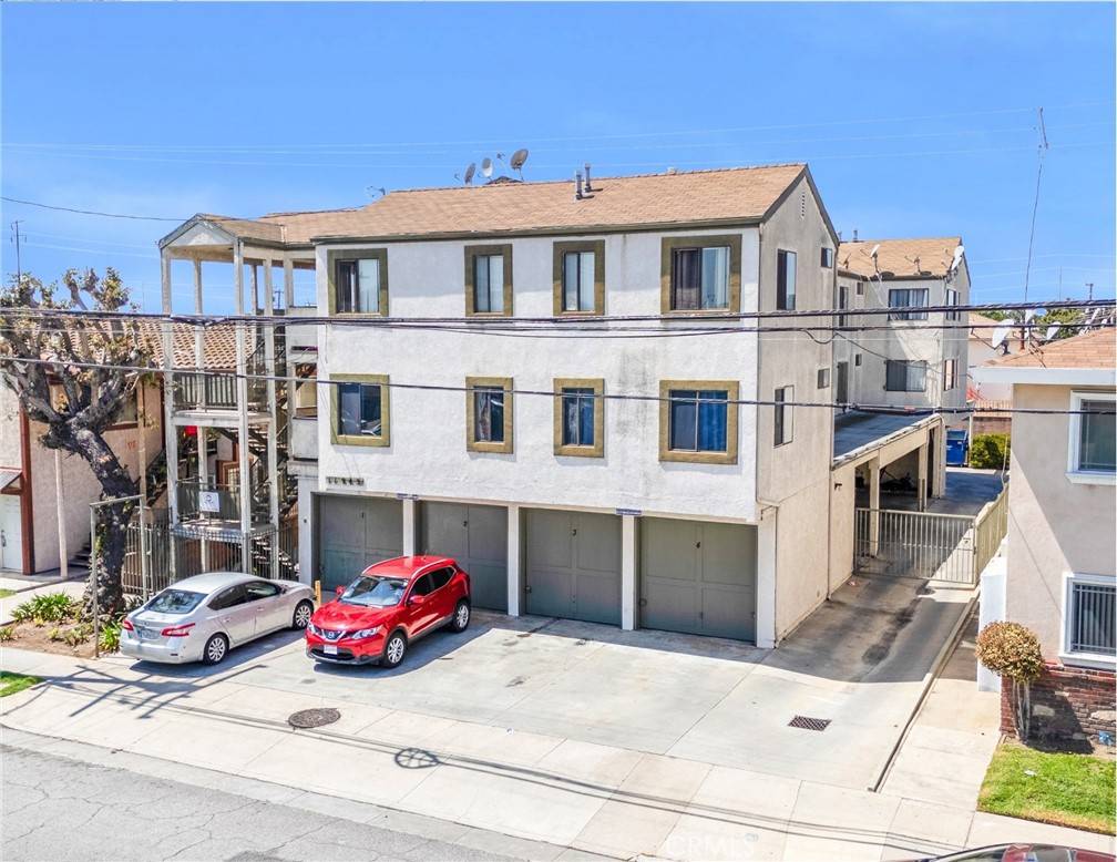 Hawthorne, CA 90250,11943 Grevillea AVE