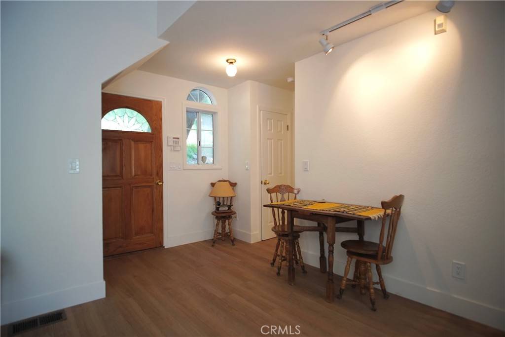 Crestline, CA 92325,319 Dorn DR