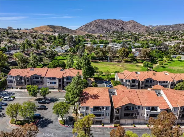 Corona, CA 92879,1980 Las Colinas CIR #301
