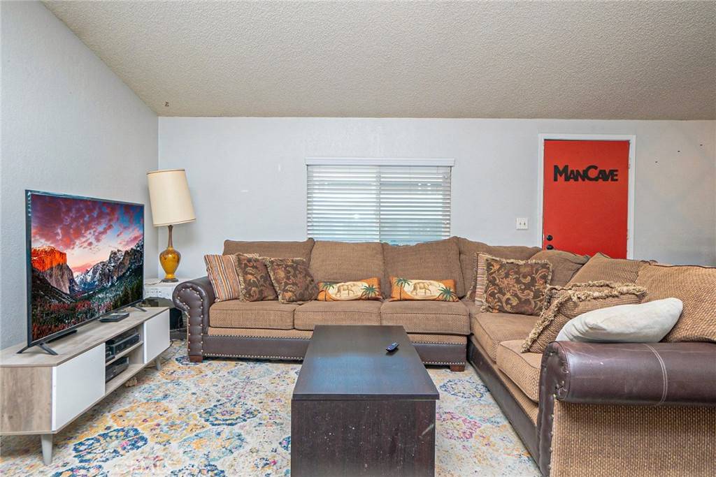 Victorville, CA 92392,15252 Seneca Rd #311