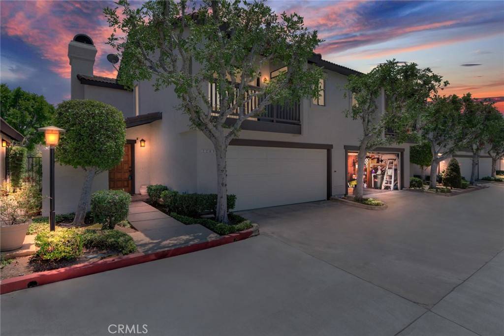 Covina, CA 91724,2209 E Badillo ST