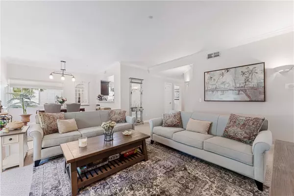 16470 Avenida Venusto #B, San Diego, CA 92128