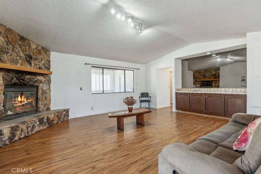Phelan, CA 92371,8636 Riggins RD
