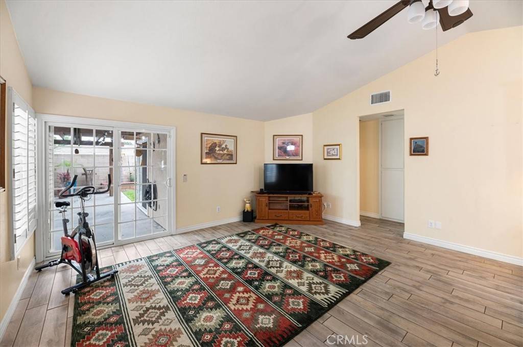 Rancho Cucamonga, CA 91739,12315 Mint CT