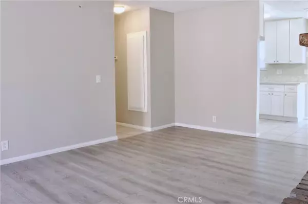 Hesperia, CA 92345,16594 Vine ST