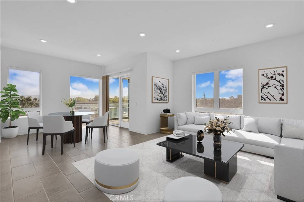 Irvine, CA 92612,3415 Rivington