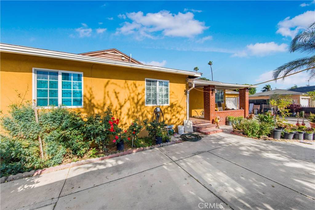 Riverside, CA 92505,10636 Wolfe AVE