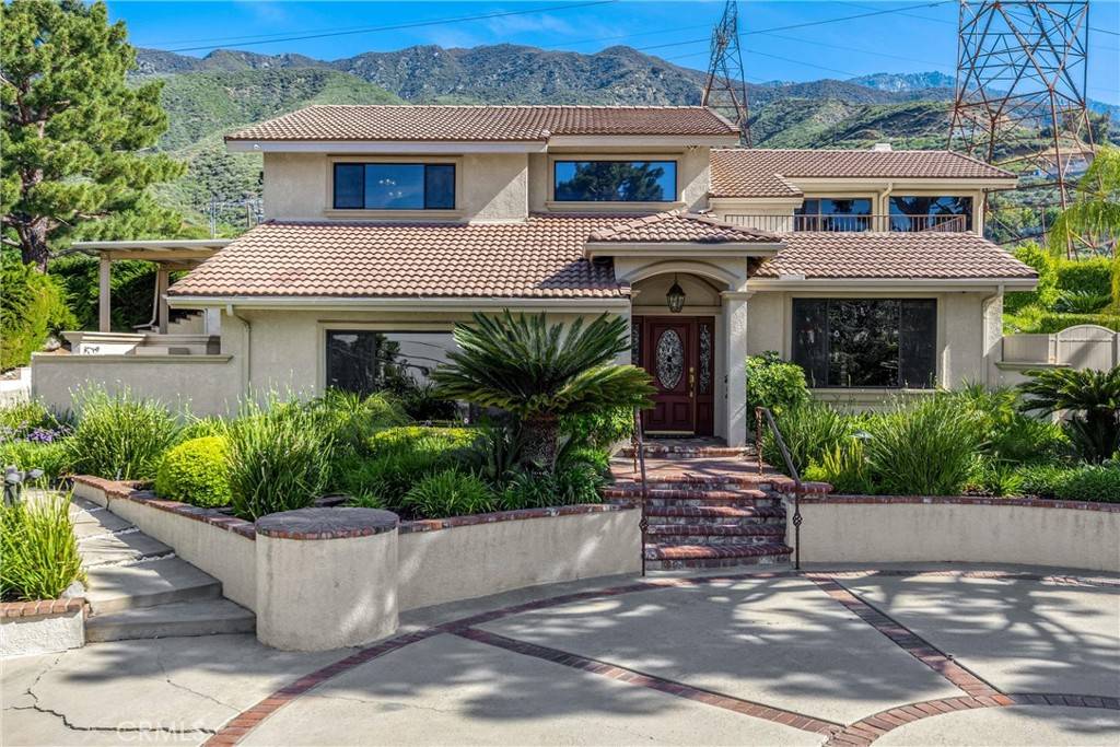 2555 Alpine RD, Upland, CA 91784