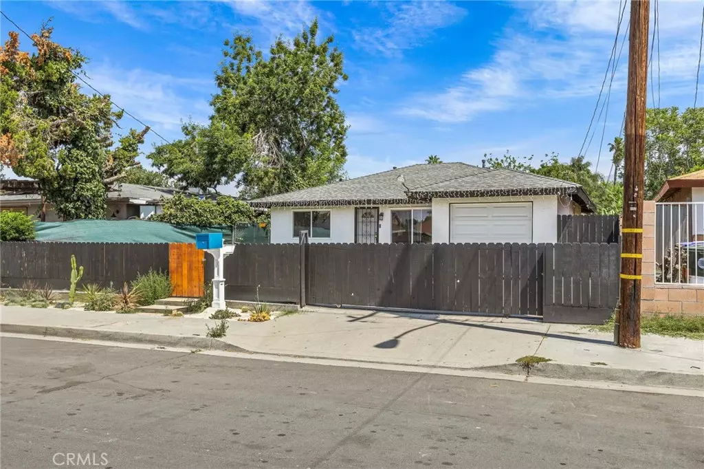 San Bernardino, CA 92411,1676 W 8th ST