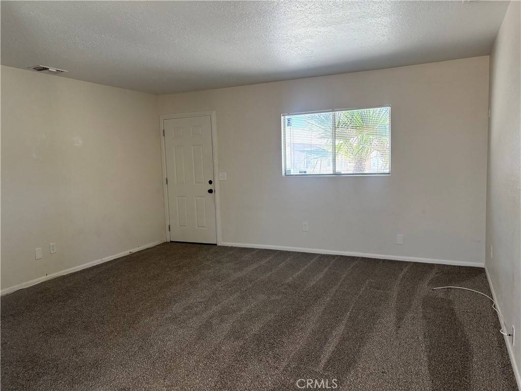 Apple Valley, CA 92308,13508 Mohawk RD