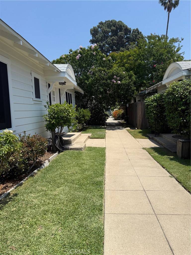 Pasadena, CA 91101,297 N Garfield AVE