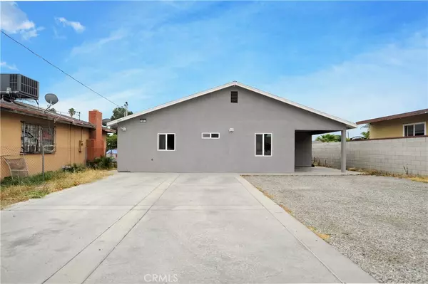 1467 W Olive ST, San Bernardino, CA 92411