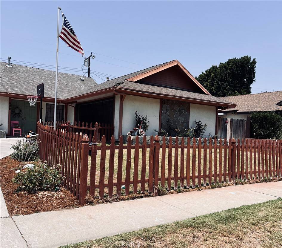Whittier, CA 90601,805 Vinemead DR