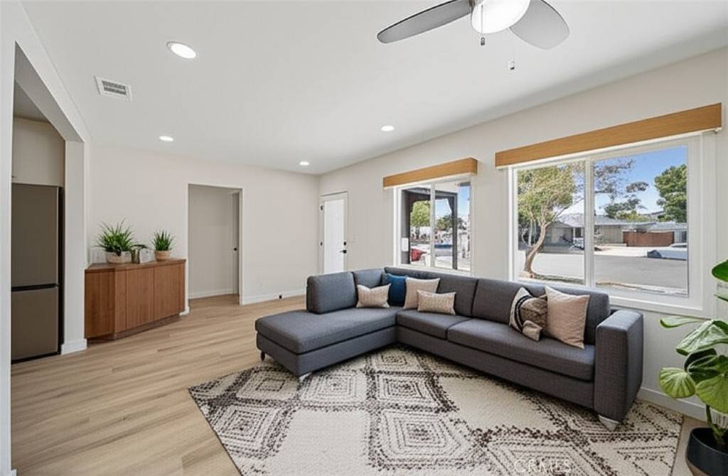 North Hollywood, CA 91605,12244 Todd CT