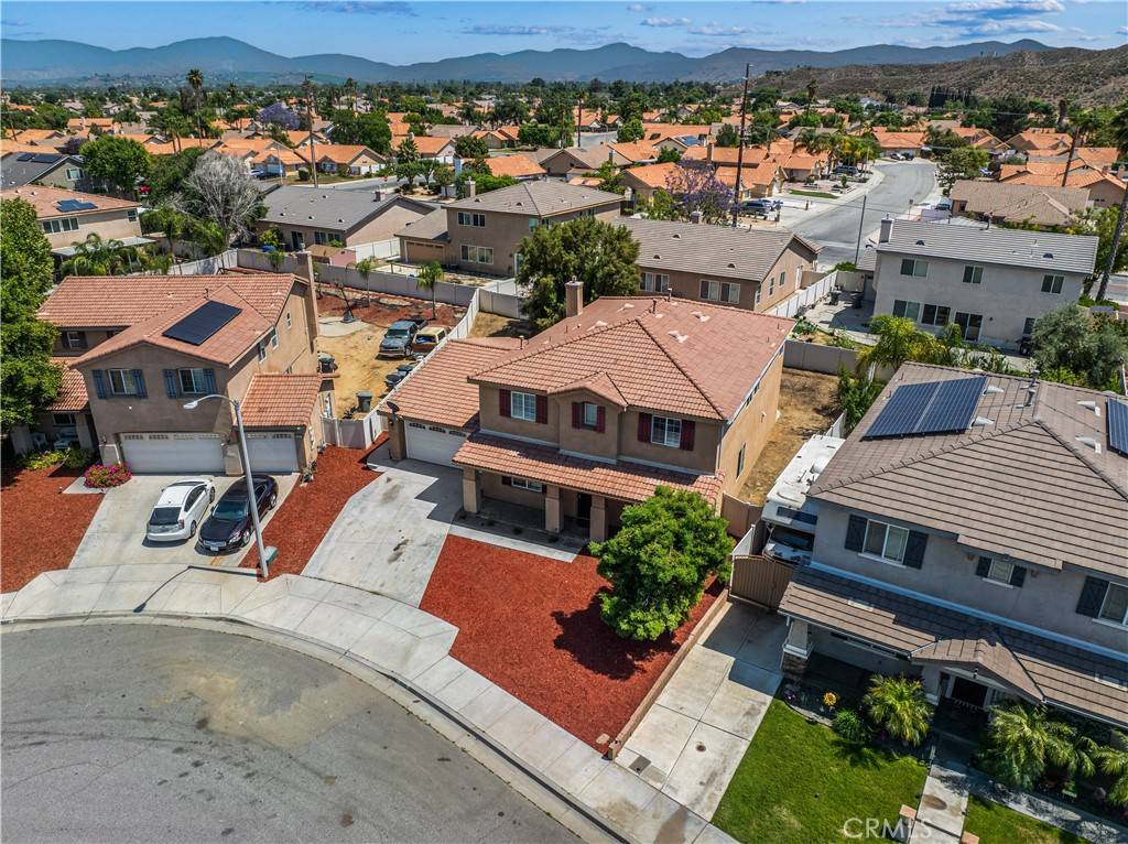 San Jacinto, CA 92583,1568 Burns Lane