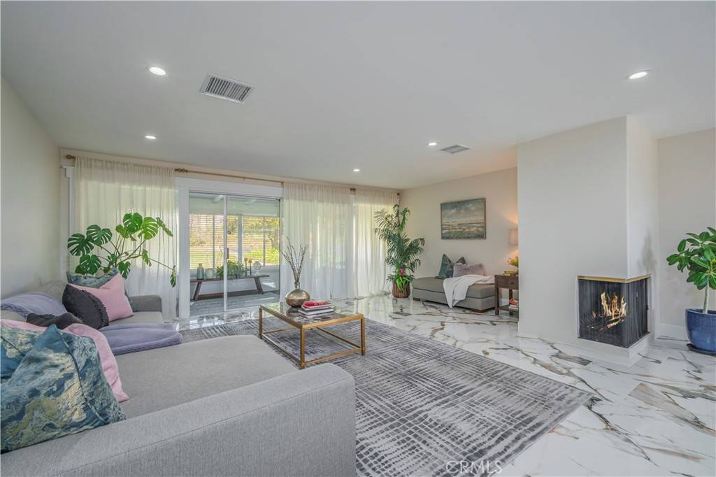 2445 Ocean View DR, Upland, CA 91784
