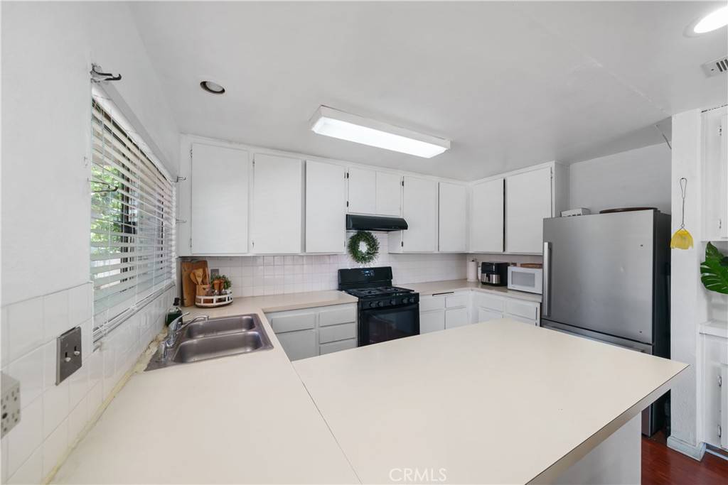 Fontana, CA 92336,7980 Oleander AVE