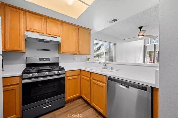 Ontario, CA 91762,1002 S Palmetto AVE