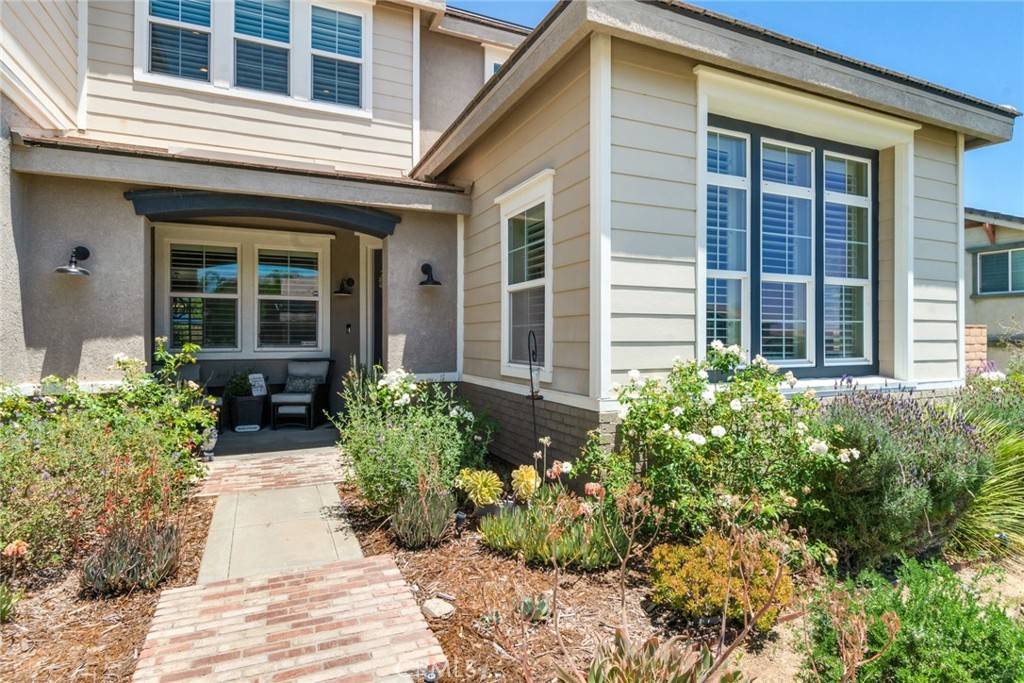 Fontana, CA 92336,4765 Falconview CT