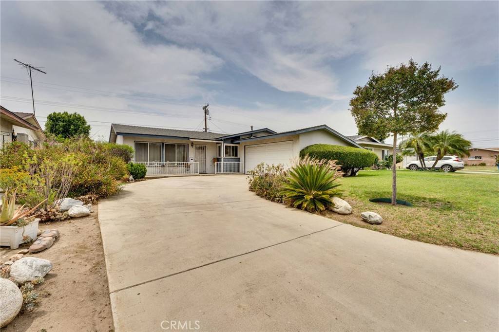 La Puente, CA 91744,1115 Conlon AVE