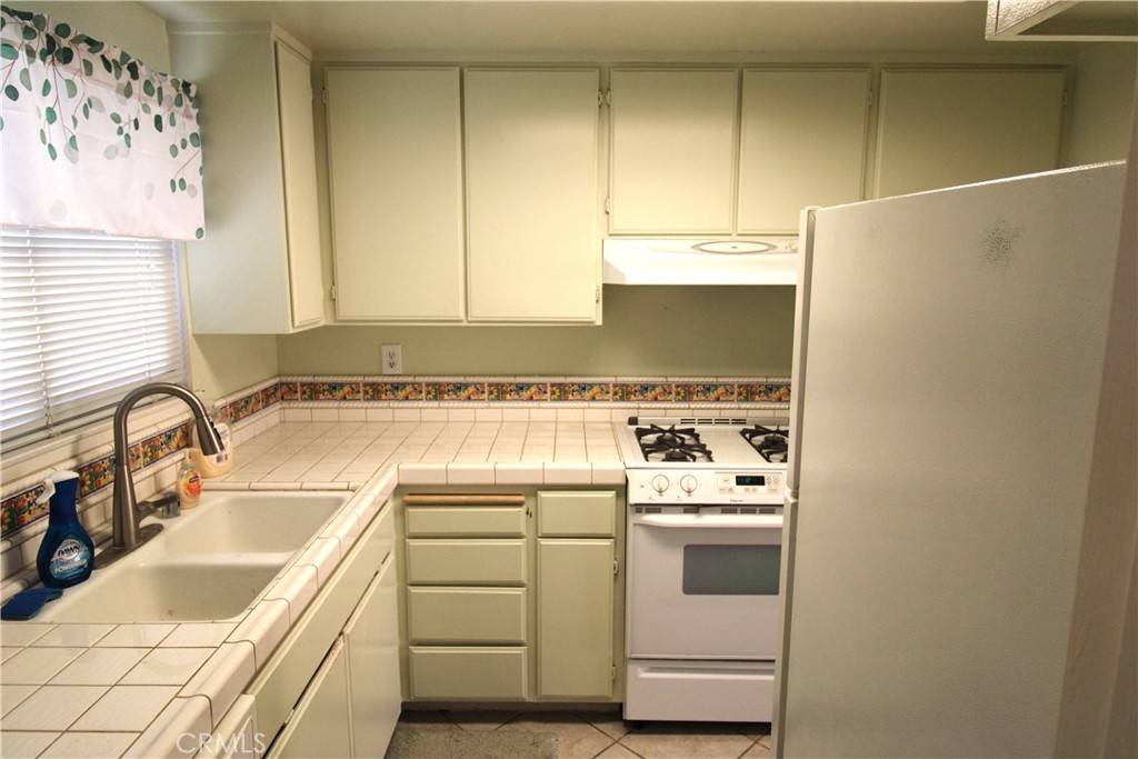 Placentia, CA 92870,245 Doverfield DR #46