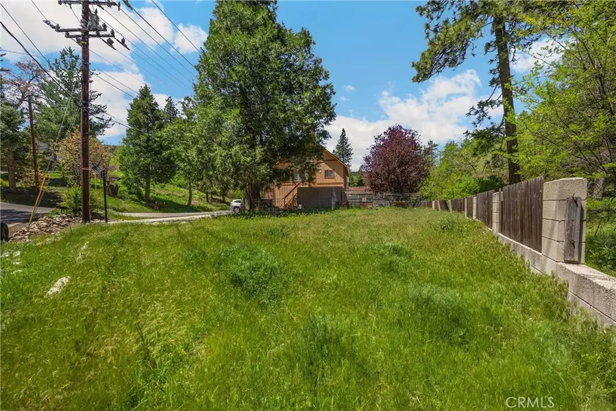22632 Seeley DR, Crestline, CA 92325