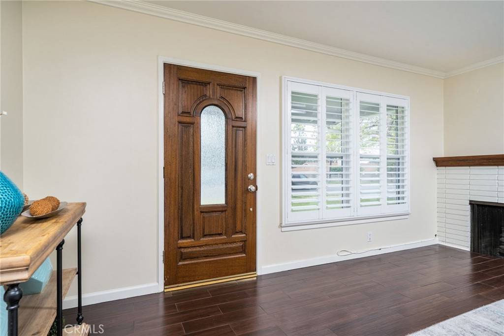 Glendora, CA 91741,323 W Bennett AVE