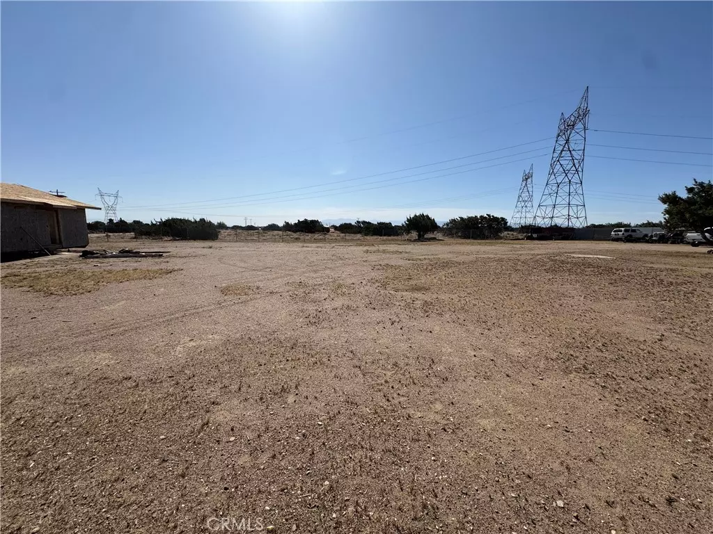 Oak Hills, CA 92344,10717 Muscatel ST