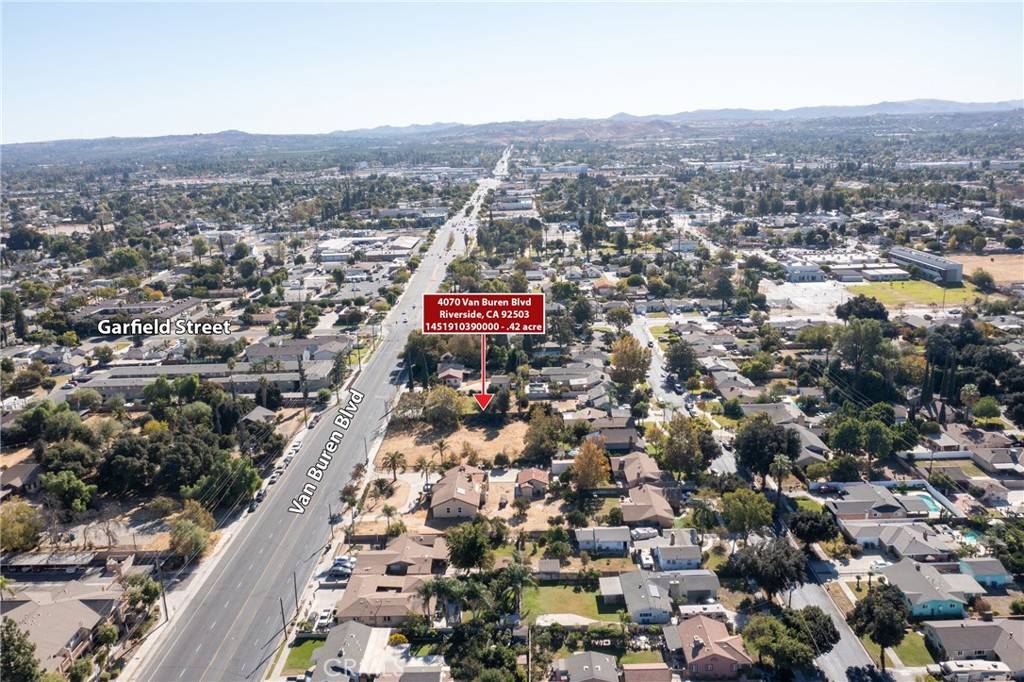 Riverside, CA 92503,1 Van Buren Blvd
