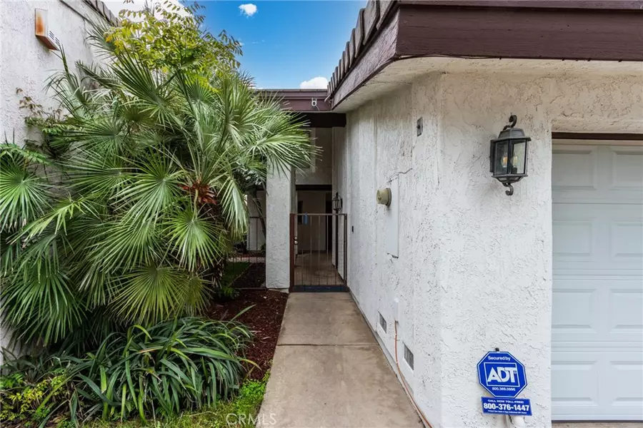 1320 Shadow CIR, Upland, CA 91784